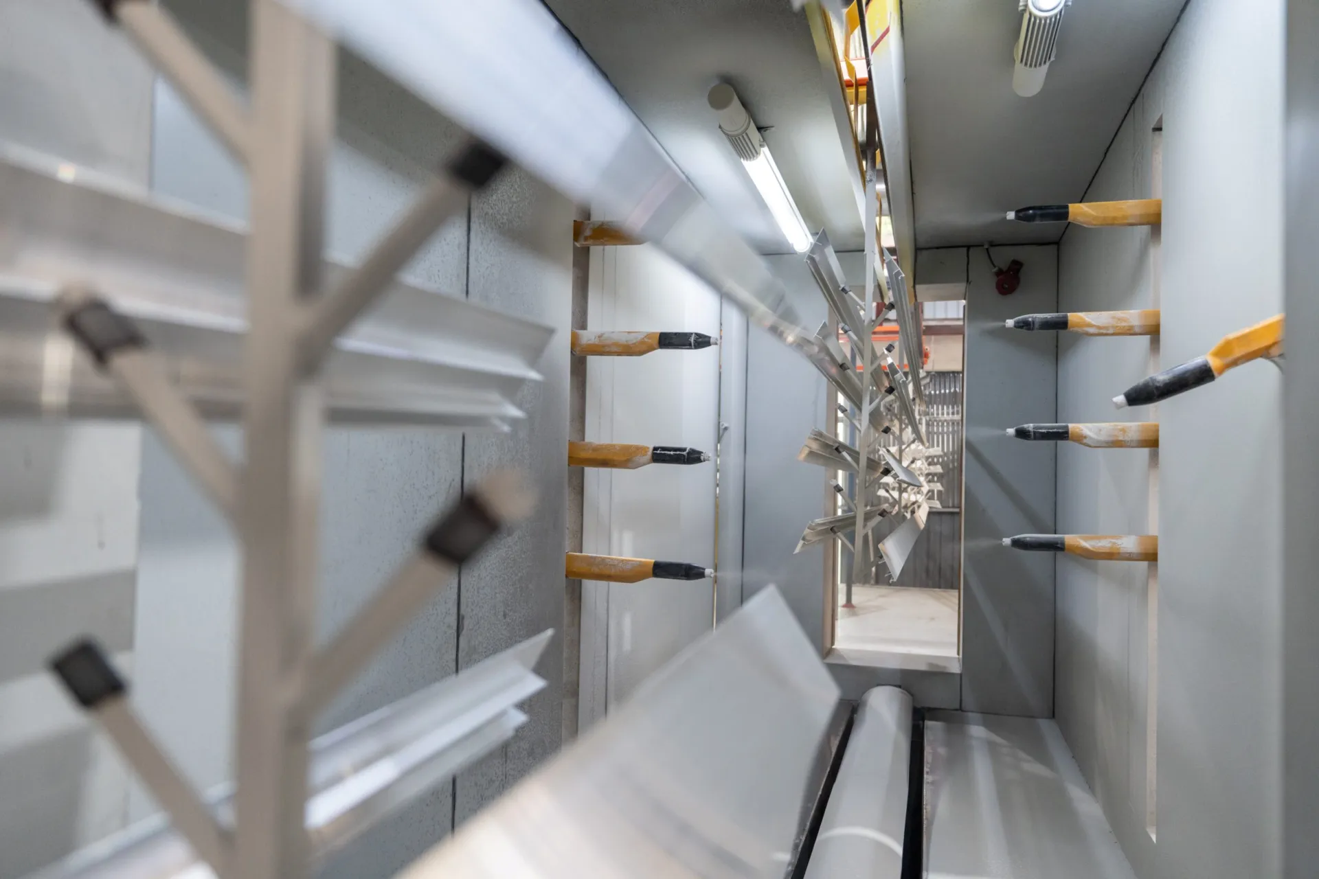 What is Powder Coating? Exploring Our Aluminum Finishes